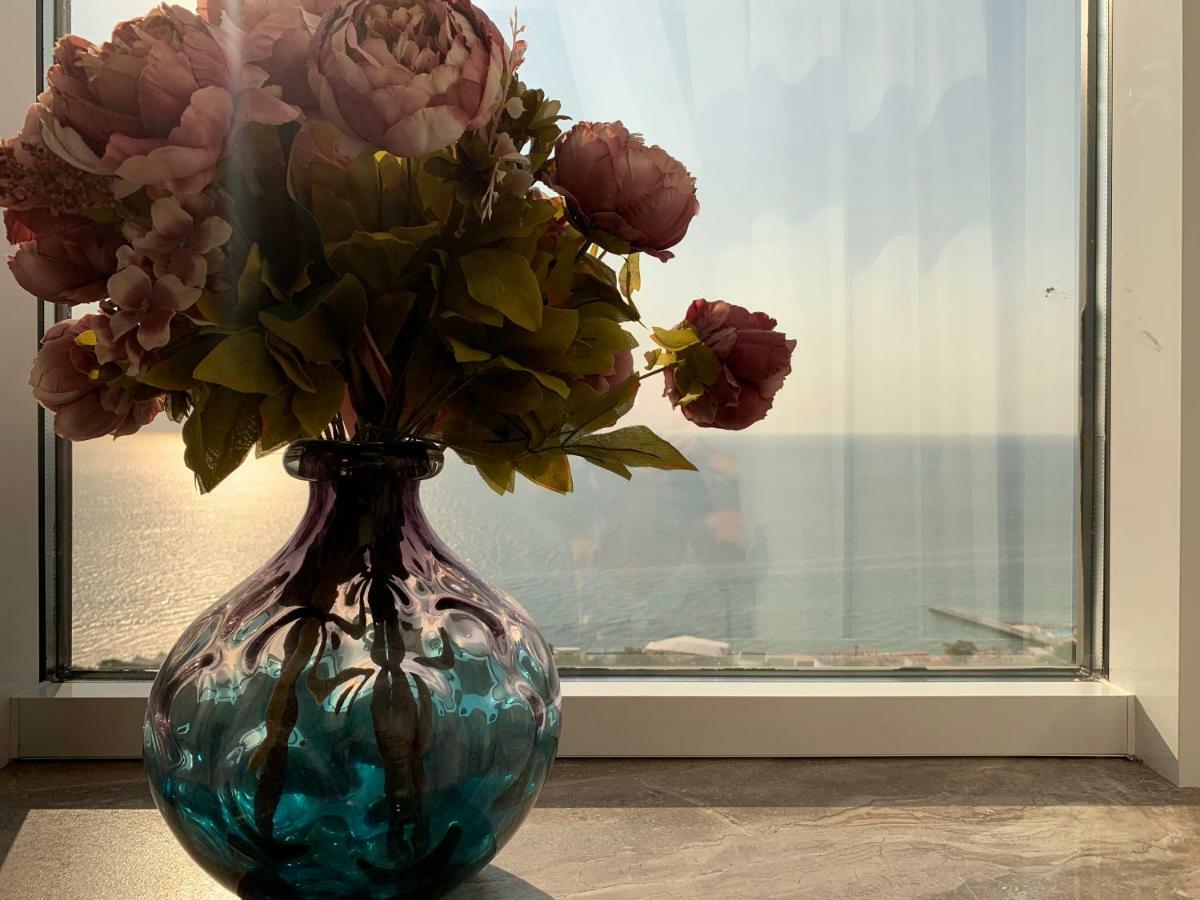 Horizon Hotel Одеса Екстериор снимка